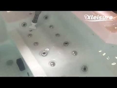 Elektrischer Spa-Staubsauger - im Spa-Pool